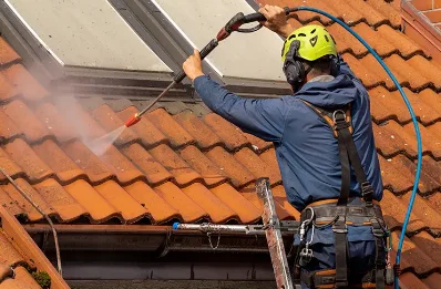Démoussage et hydrofuge de toiture à Morsains
